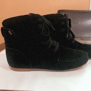 black boots {Not used}